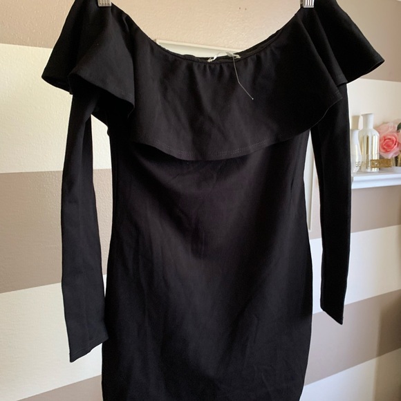 Urban Outfitters body con off the shoulder dress - Picture 4 of 5